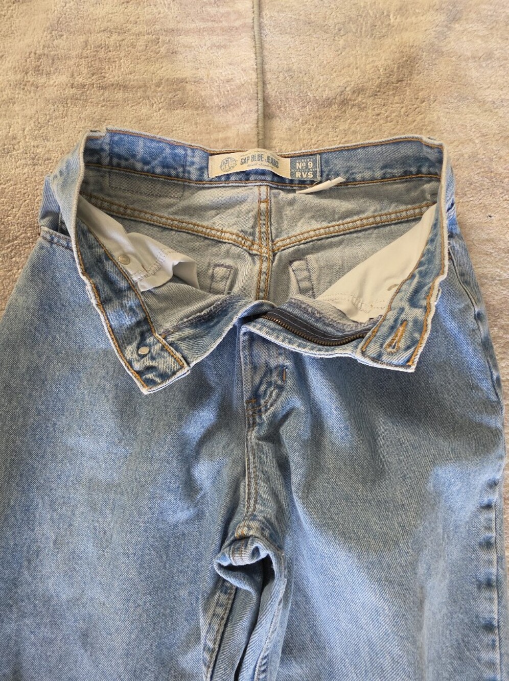 Vintage Gap Acid Wash Jeans  Mid Rise Sz28x30. Does Not Stretch